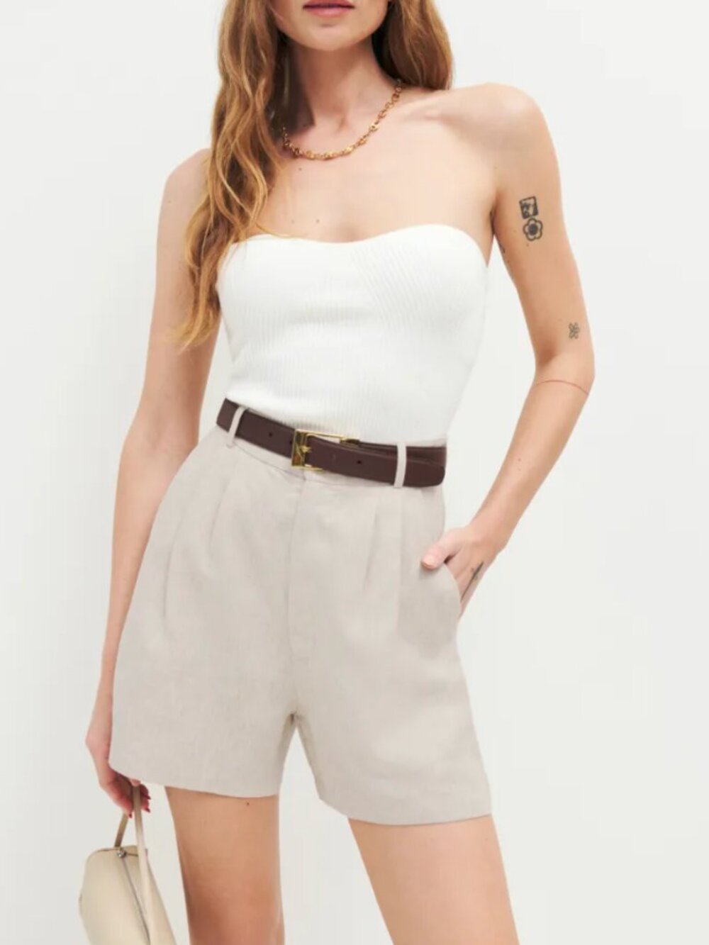 REFORMATION 100% Linen Pleated High Rise Relaxed Fit Shorts Size 2 in Oatmeal